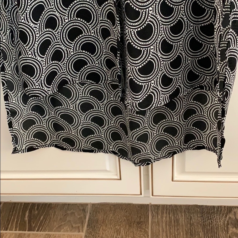 Long Button Down Top With Side Slits. - image 3